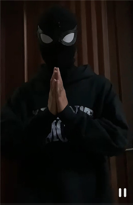 抖音很火的奥特曼光之变装特效3