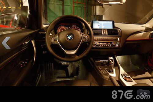 车内逃脱4：BMW 1系谍影3